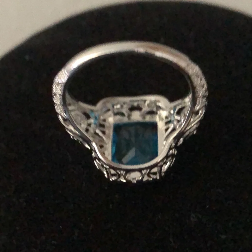 - Silver/Blue Rlng - Picture 4 of 6